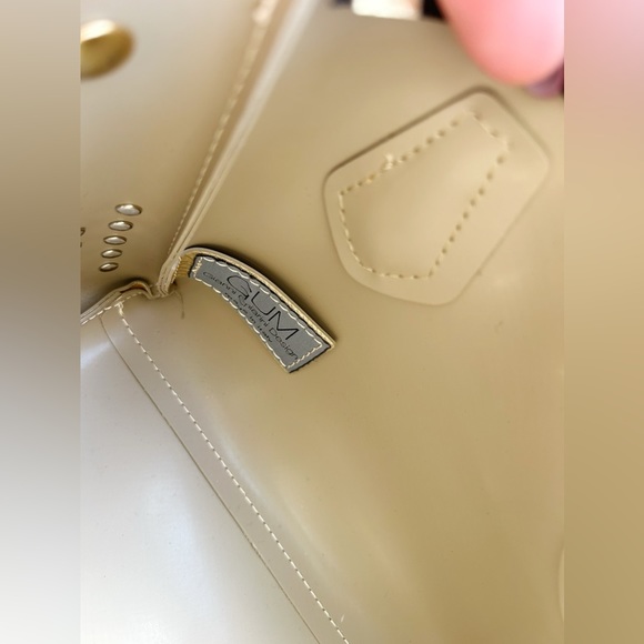 GUM Gianni Chiarini Gold Hand Purse - Picture 7 of 11